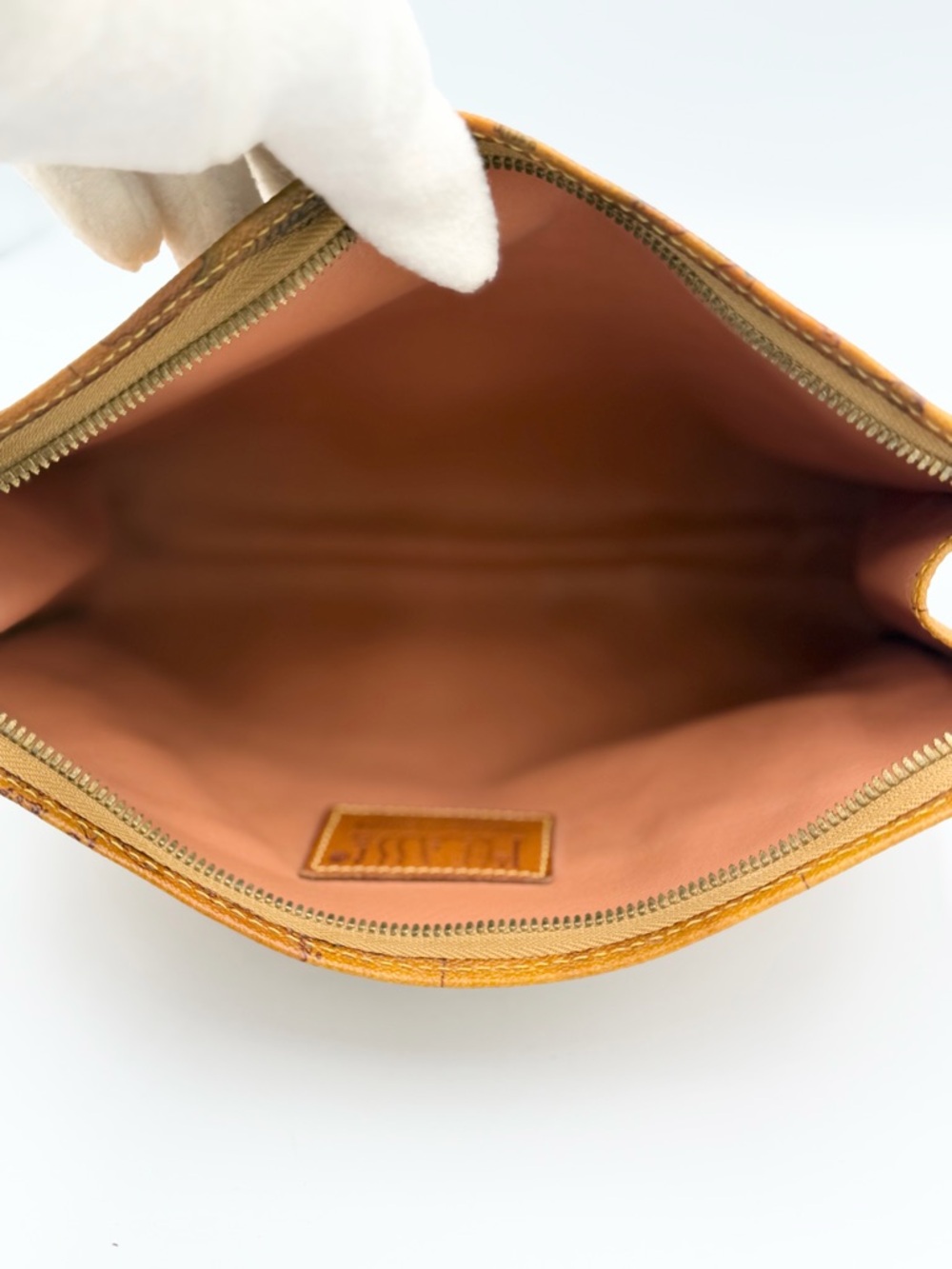 Alviero Martini Bundle Cognac Logo Barrel Crossbody with Brown Trim And Pouch - Picture 15 of 16